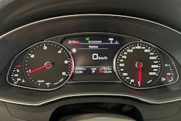 valkoinen Audi A6 2020 kuva 19.