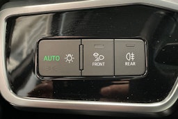 valkoinen Audi A6 2020 kuva 20.