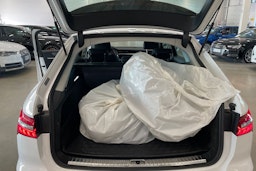 valkoinen Audi A6 2020 kuva 36.