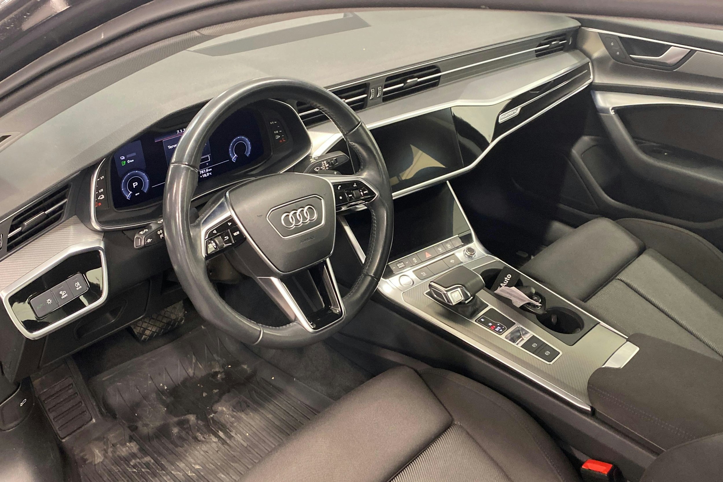 harmaa Audi A6 2020 kuva 10.