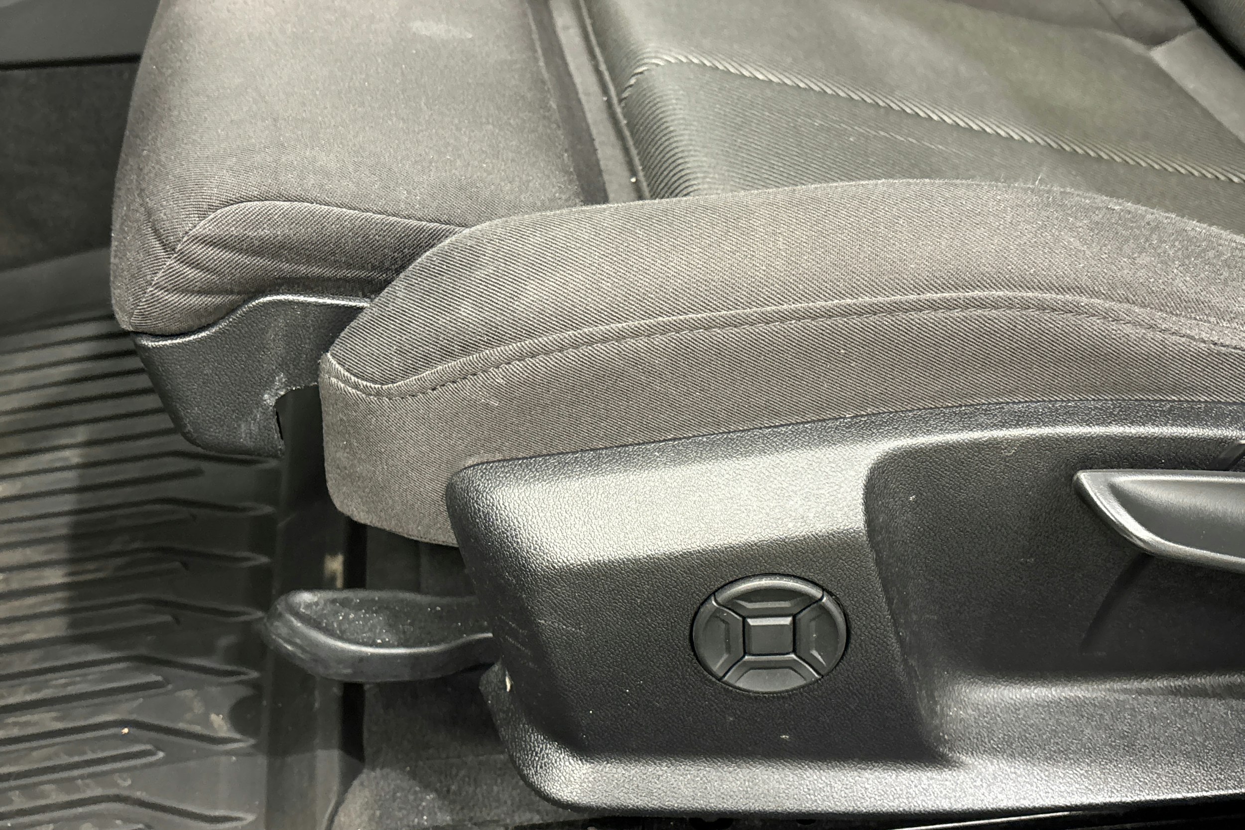 harmaa Audi A6 2020 kuva 30.