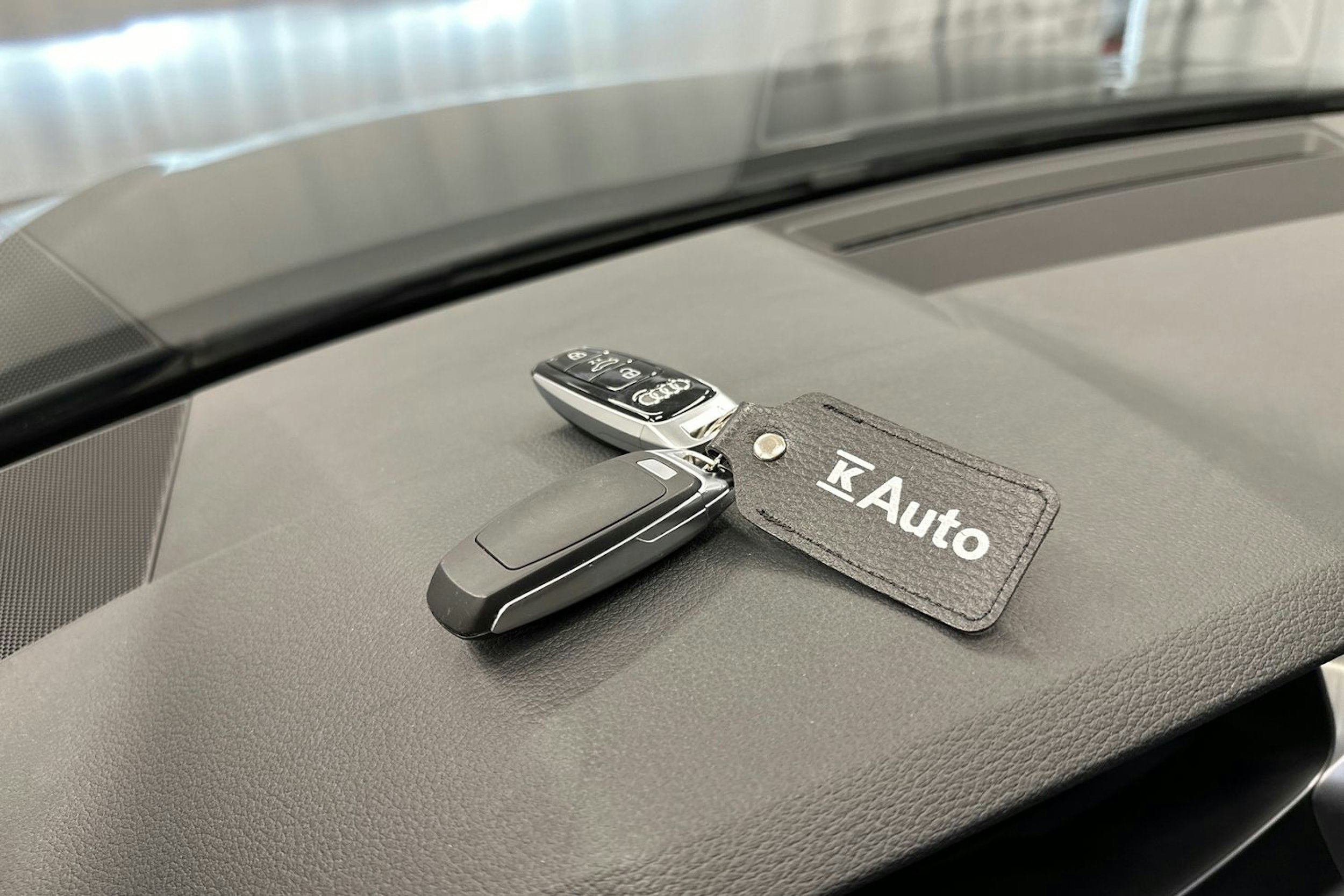 musta Audi A6 2020 kuva 35.