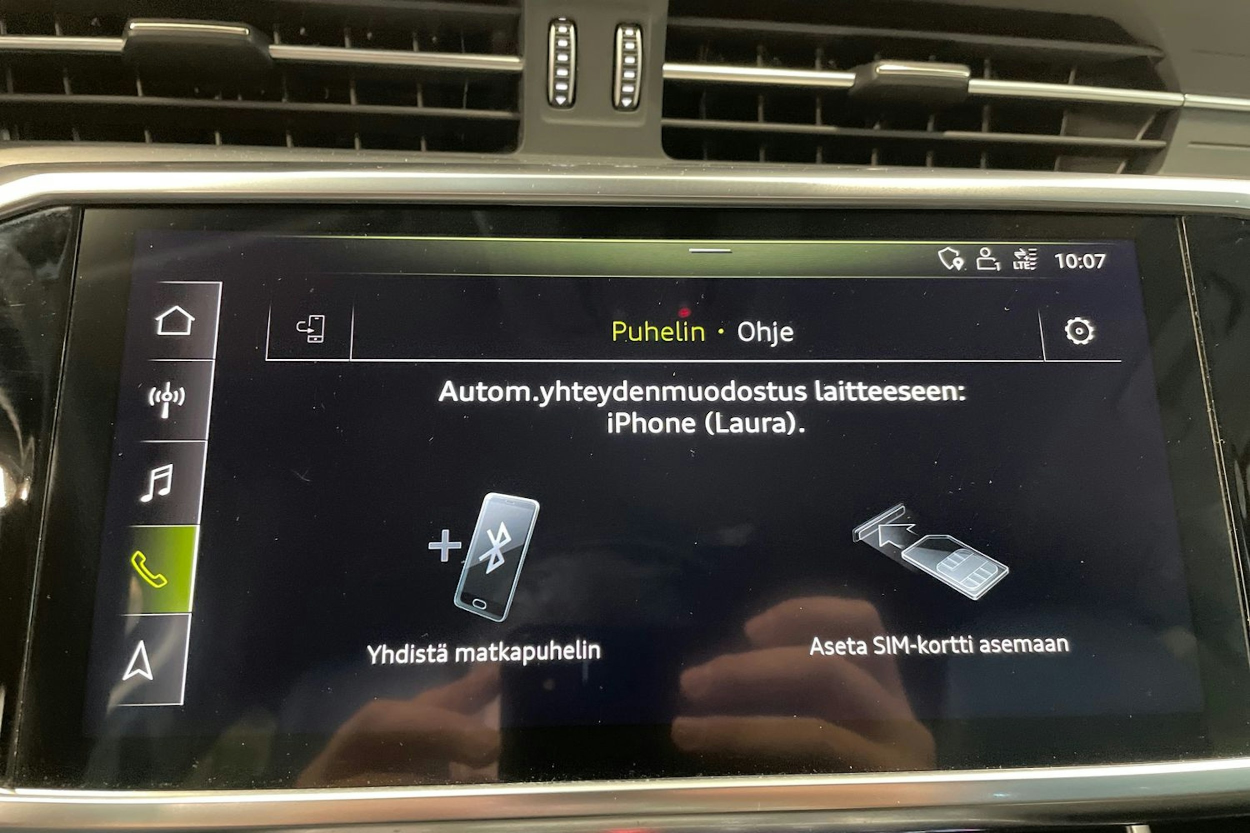 valkoinen Audi A6 2020 kuva 26.