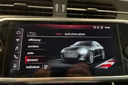 valkoinen Audi A6 2020 kuva 30.