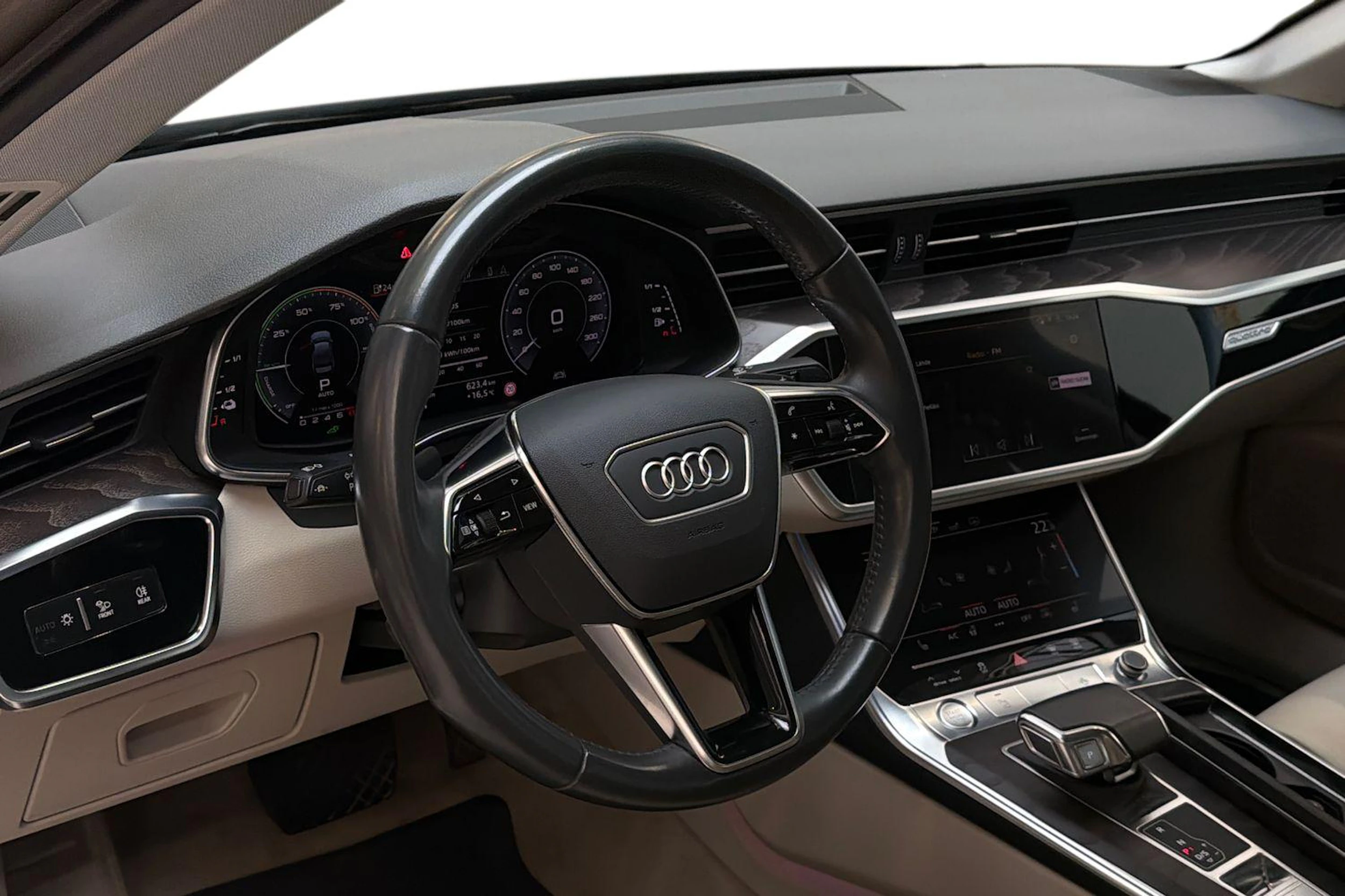 ruskea (beige) Audi A6 2020 kuva 6.