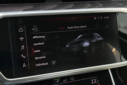 ruskea (beige) Audi A6 2020 kuva 19.