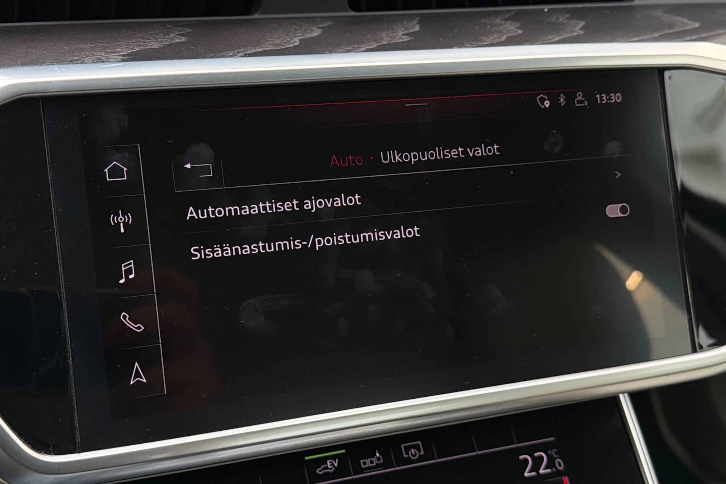 ruskea (beige) Audi A6 2020 kuva 21.