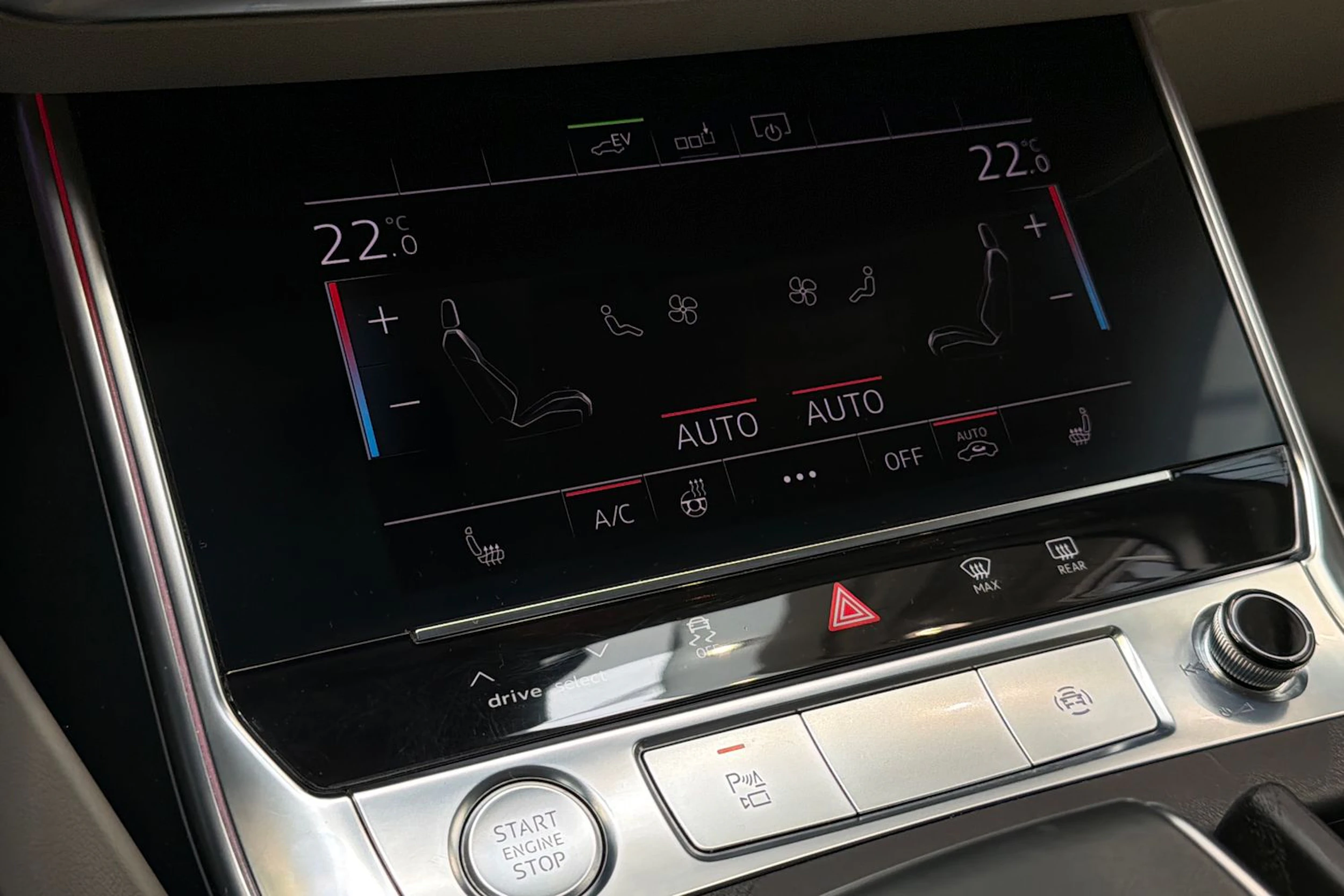ruskea (beige) Audi A6 2020 kuva 26.