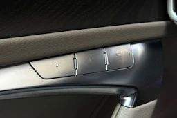 ruskea (beige) Audi A6 2020 kuva 28.