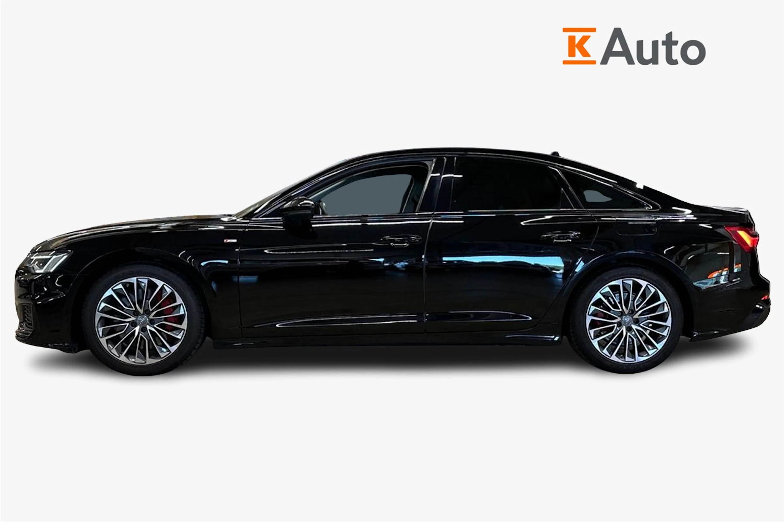 Musta Audi A6 2020 kuva 5.