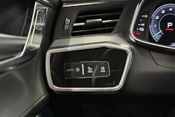 Musta Audi A6 2020 kuva 26.