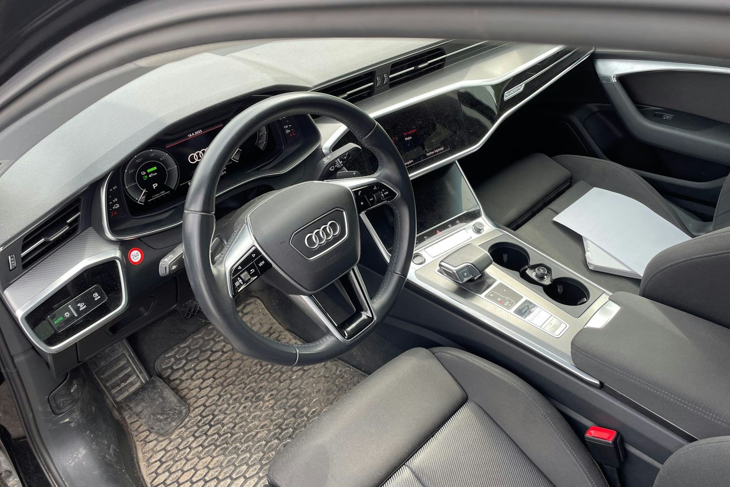 Musta Audi A6 2020 kuva 3.