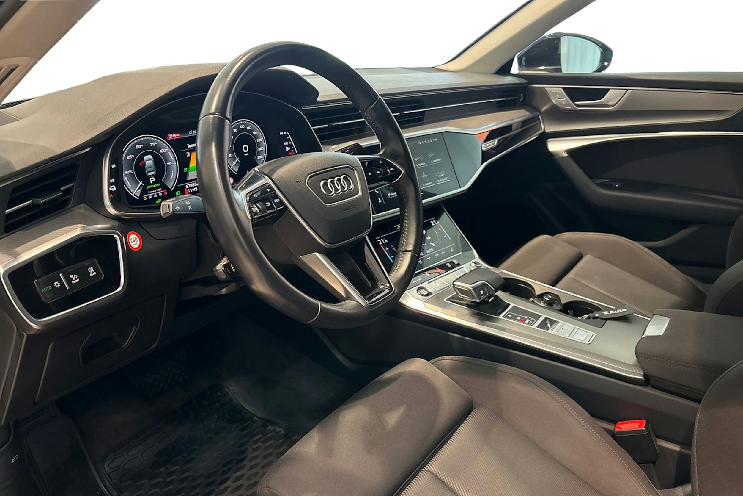 Musta Audi A6 2020 kuva 7.