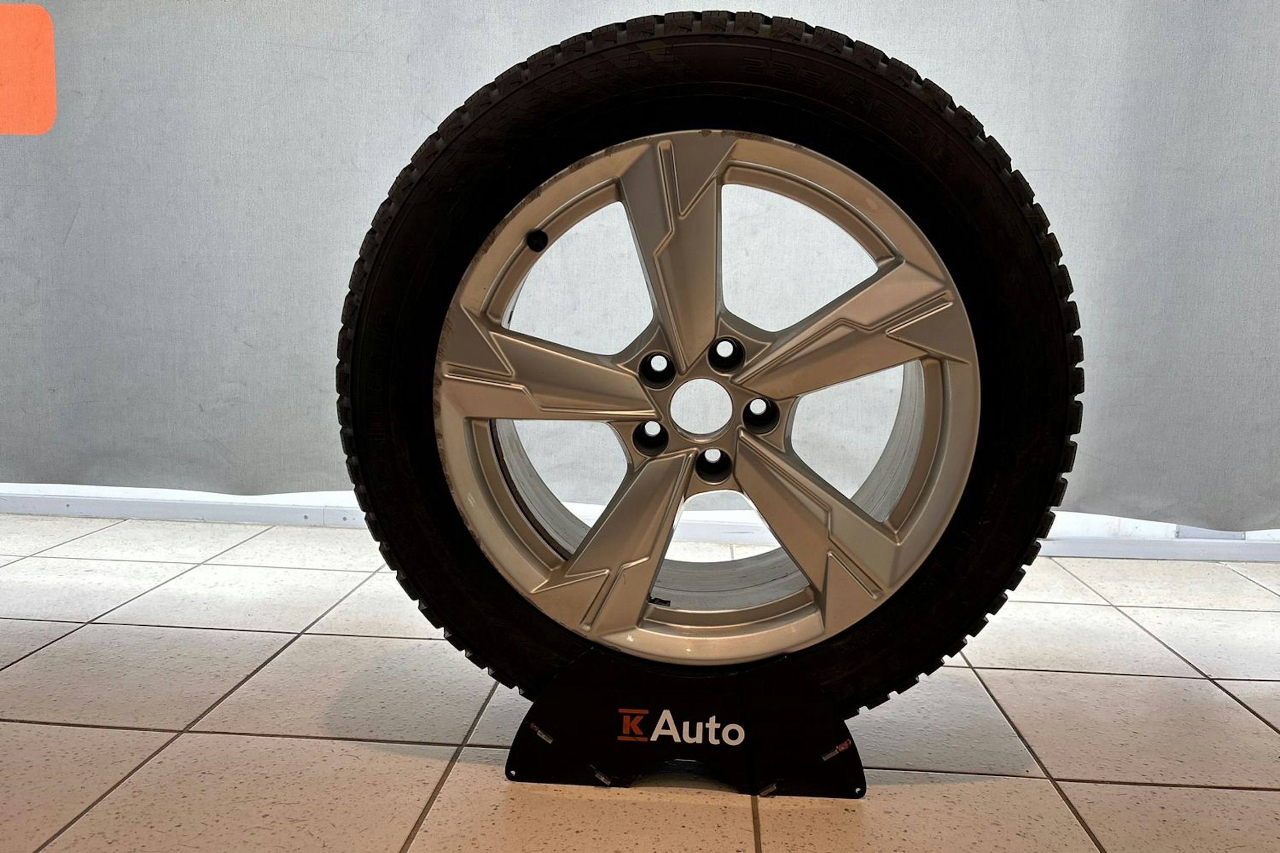 Musta Audi A6 2020 kuva 14.