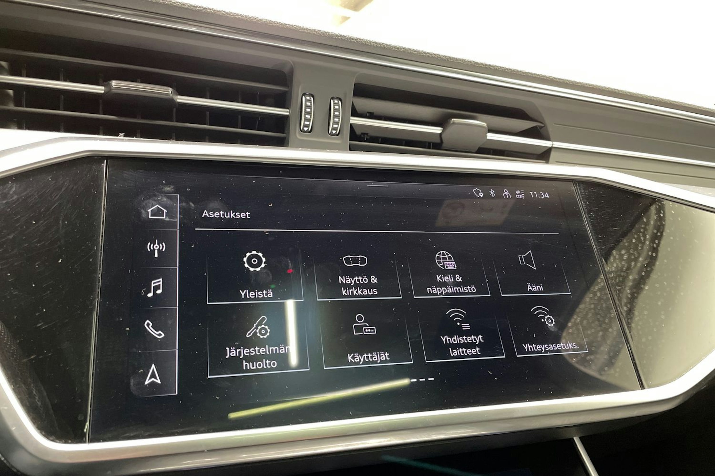 met. harmaa Audi A6 2020 kuva 20.