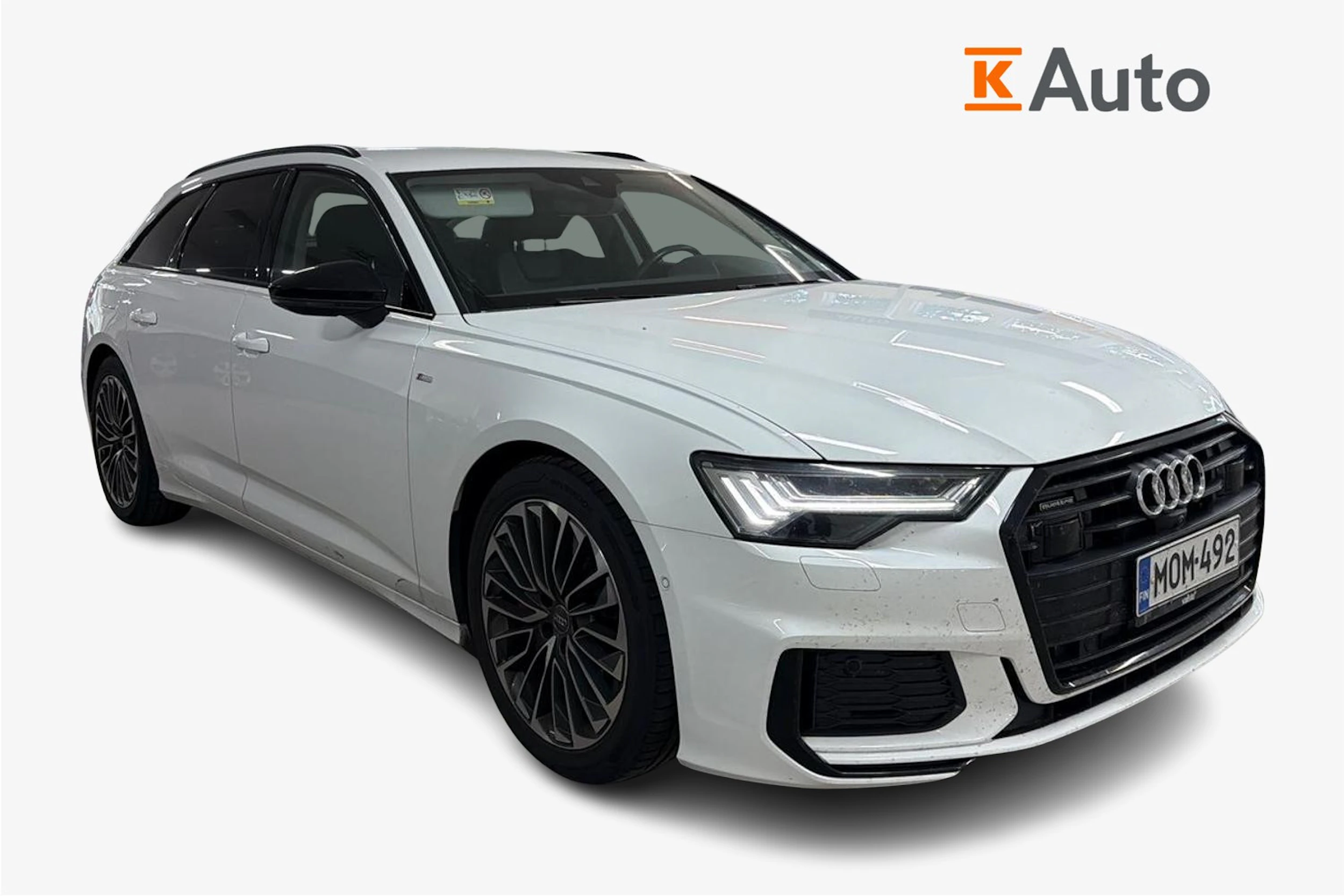 valkoinen Audi A6 2020 kuva 1.