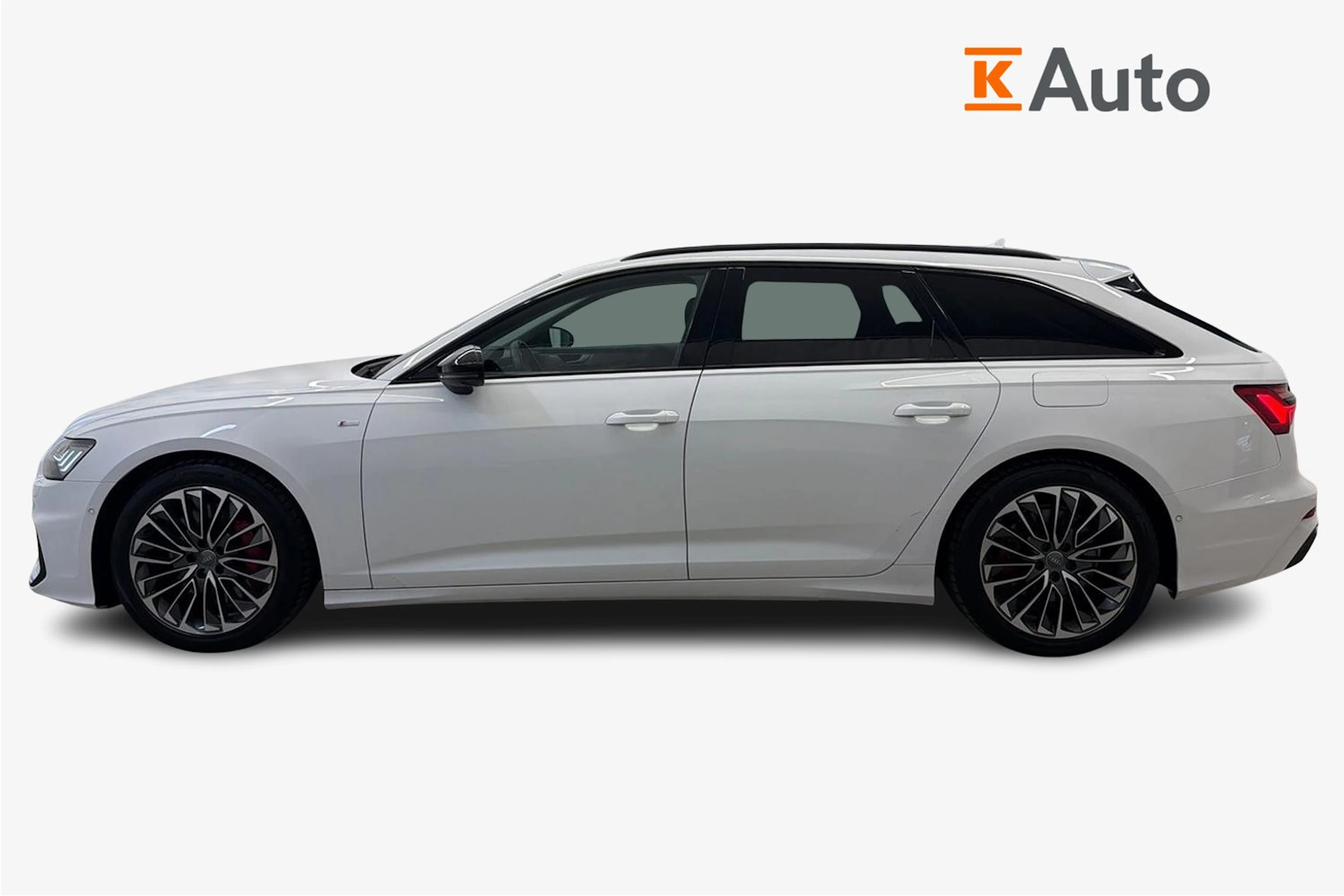 valkoinen Audi A6 2020 kuva 5.
