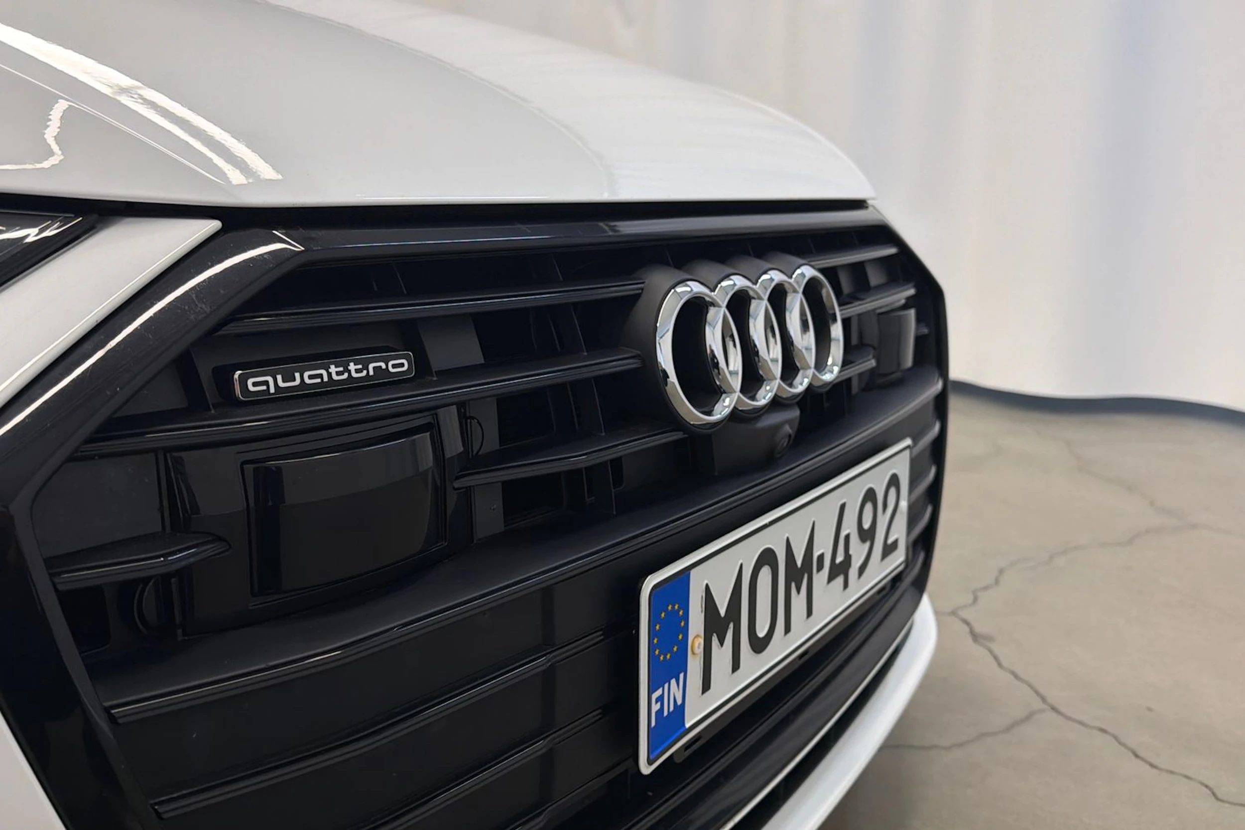 valkoinen Audi A6 2020 kuva 35.