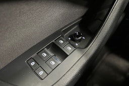 musta Audi A6 2020 kuva 17.