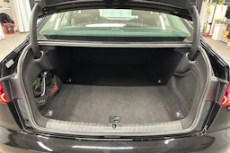 musta Audi A6 2020 kuva 26.