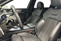 valkoinen Audi A6 2020 kuva 9.