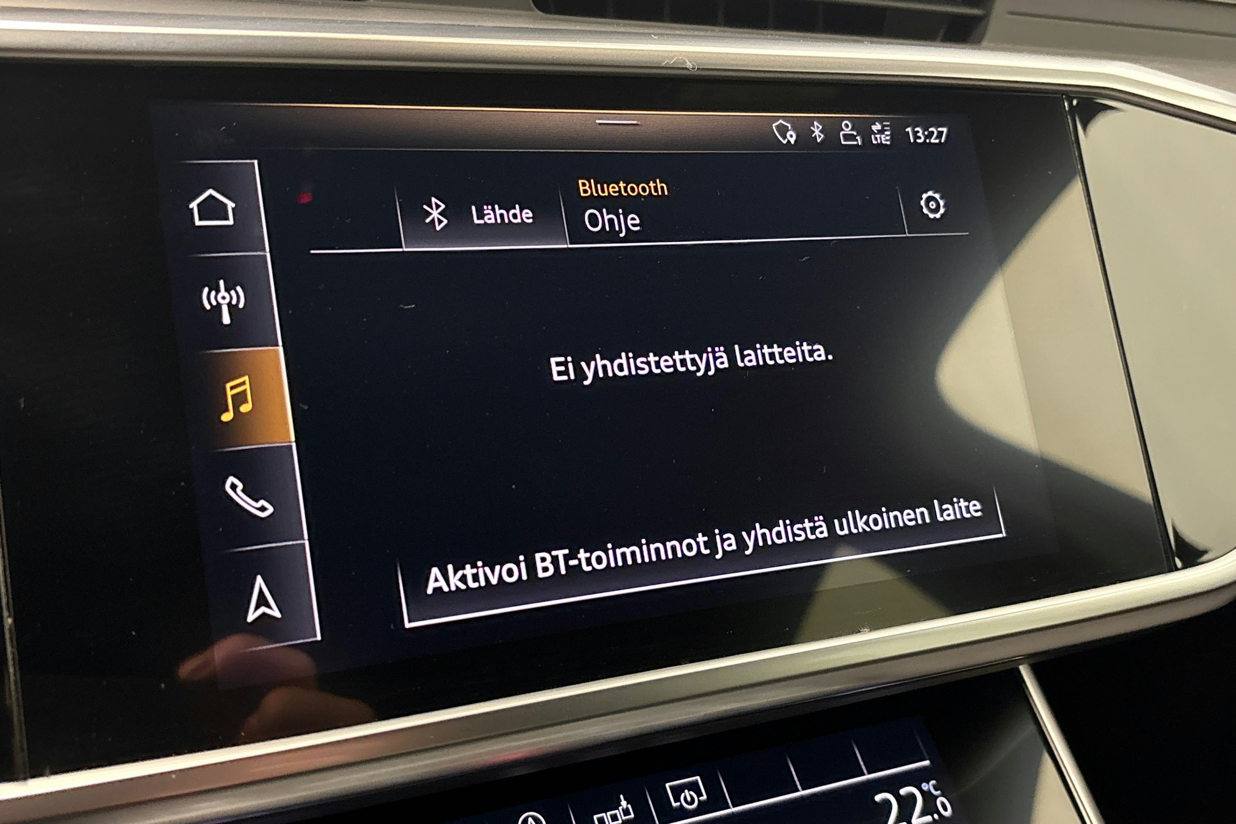 valkoinen Audi A6 2020 kuva 23.