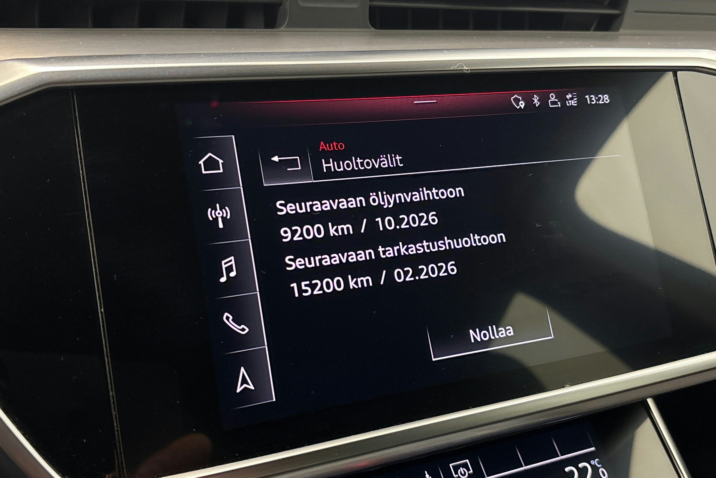 valkoinen Audi A6 2020 kuva 26.