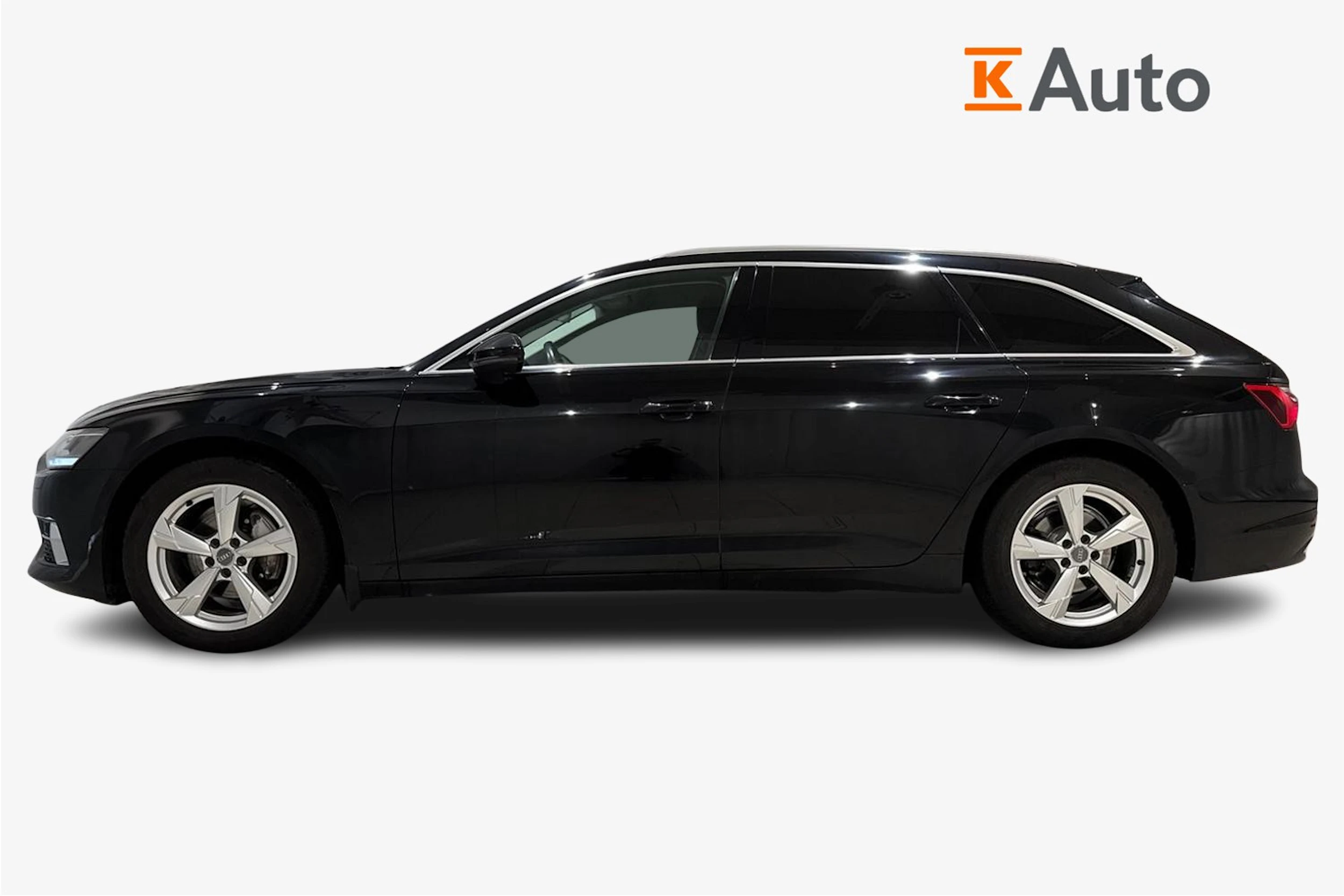 musta Audi A6 2020 kuva 5.