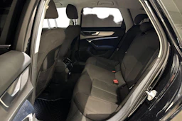 musta Audi A6 2020 kuva 8.