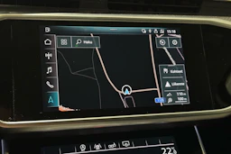 musta Audi A6 2020 kuva 24.