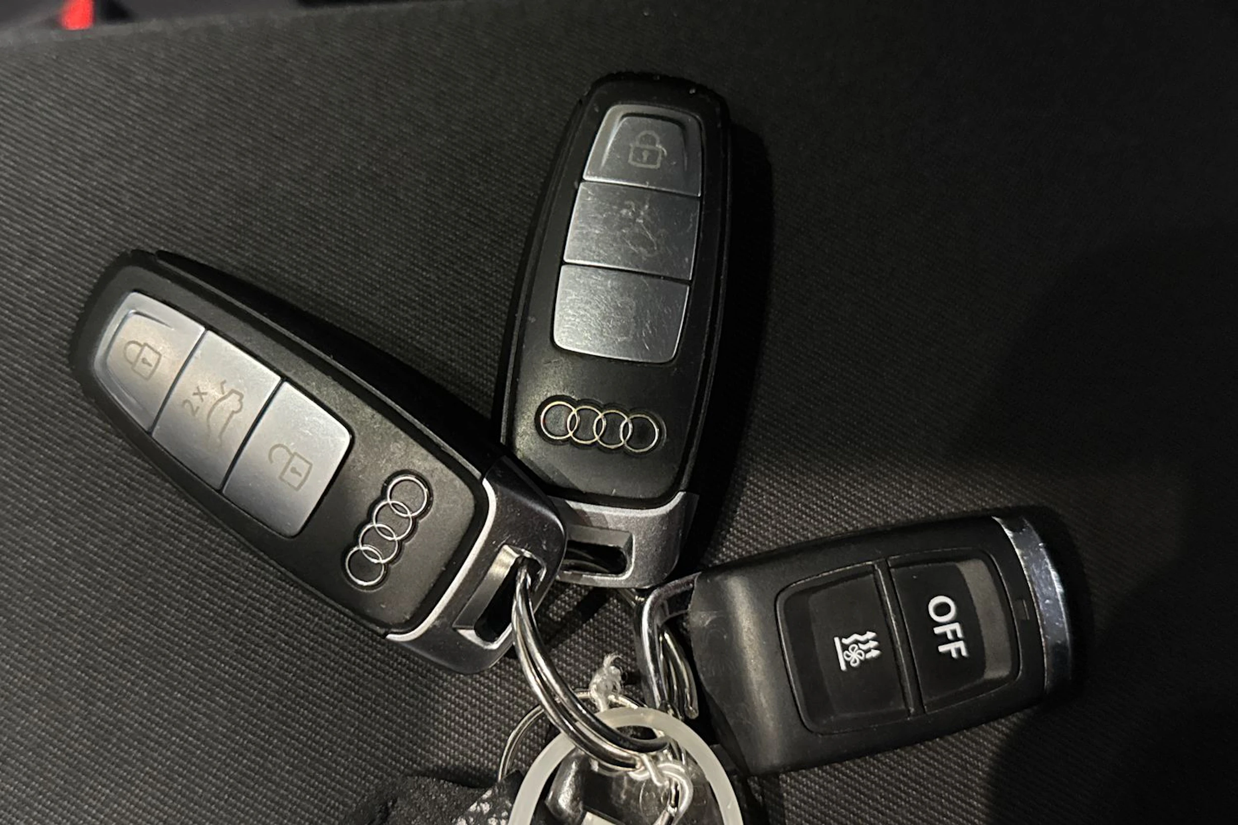musta Audi A6 2020 kuva 30.