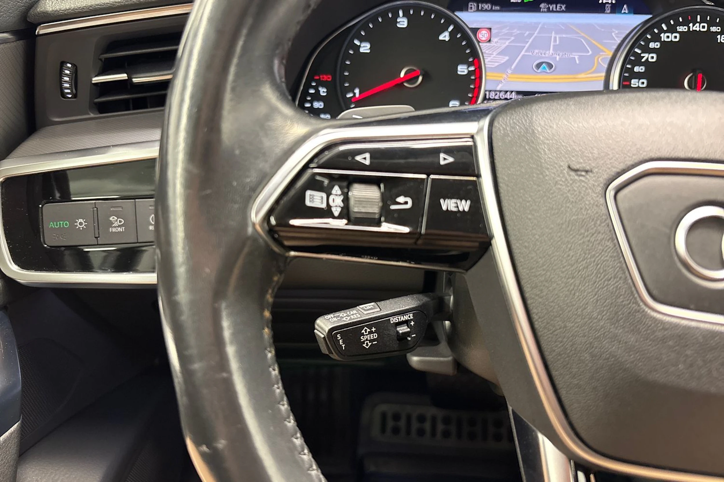 sininen Audi A6 2020 kuva 12.