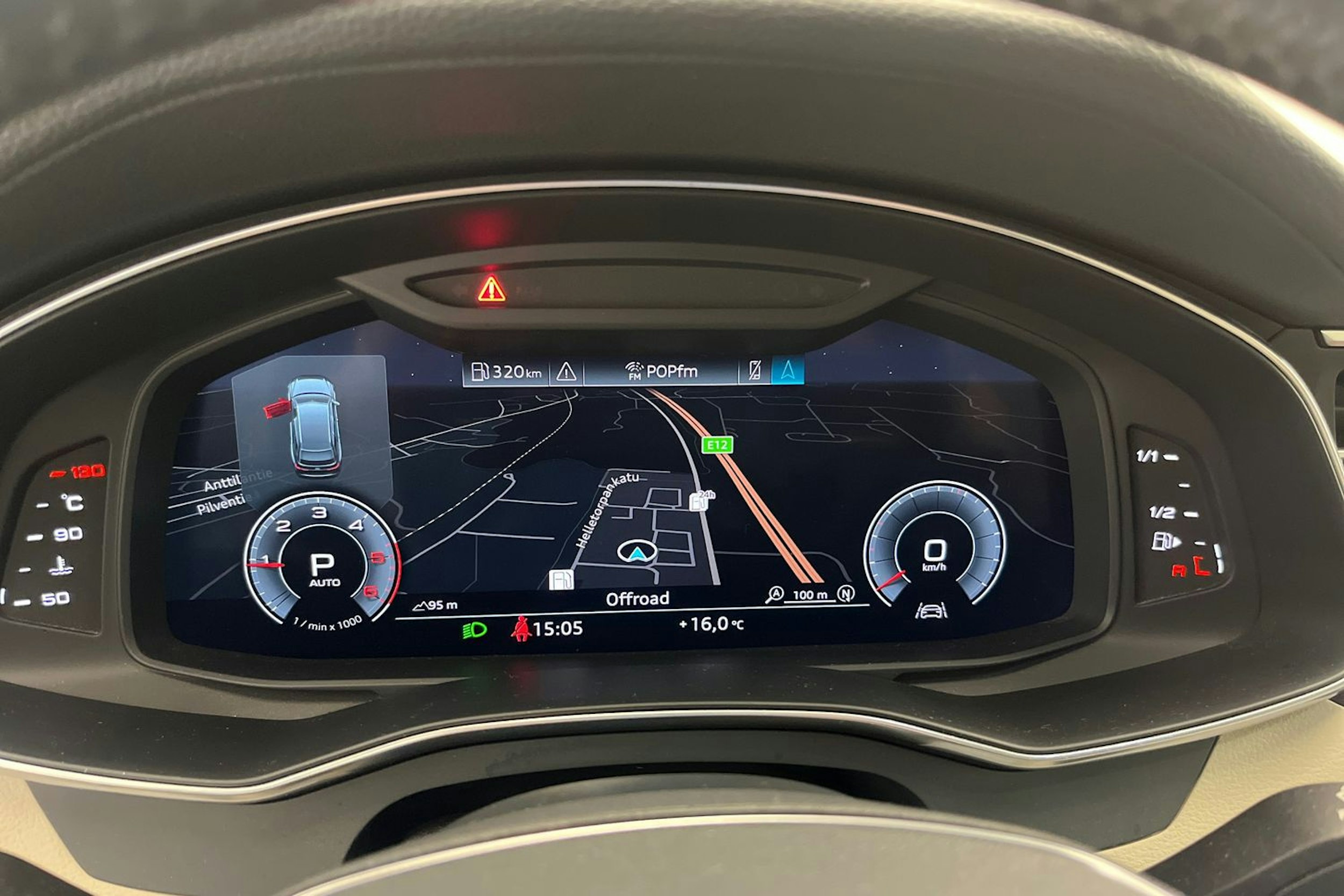 Sininen Audi A6 2020 kuva 19.