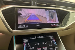 Sininen Audi A6 2020 kuva 22.