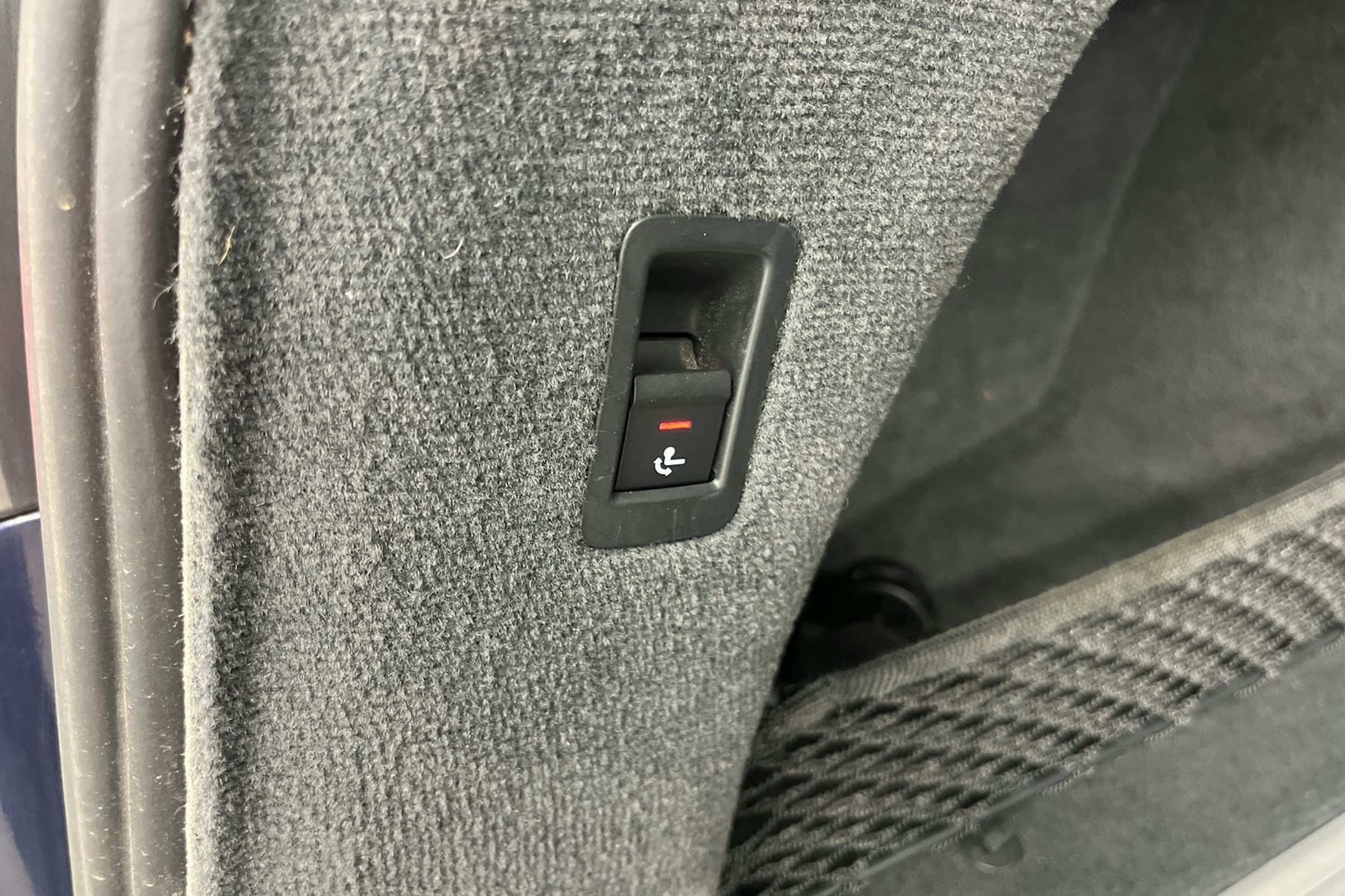 Sininen Audi A6 2020 kuva 27.