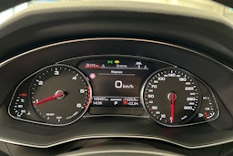 valkoinen Audi A6 2020 kuva 16.