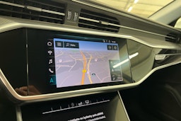 valkoinen Audi A6 2020 kuva 17.