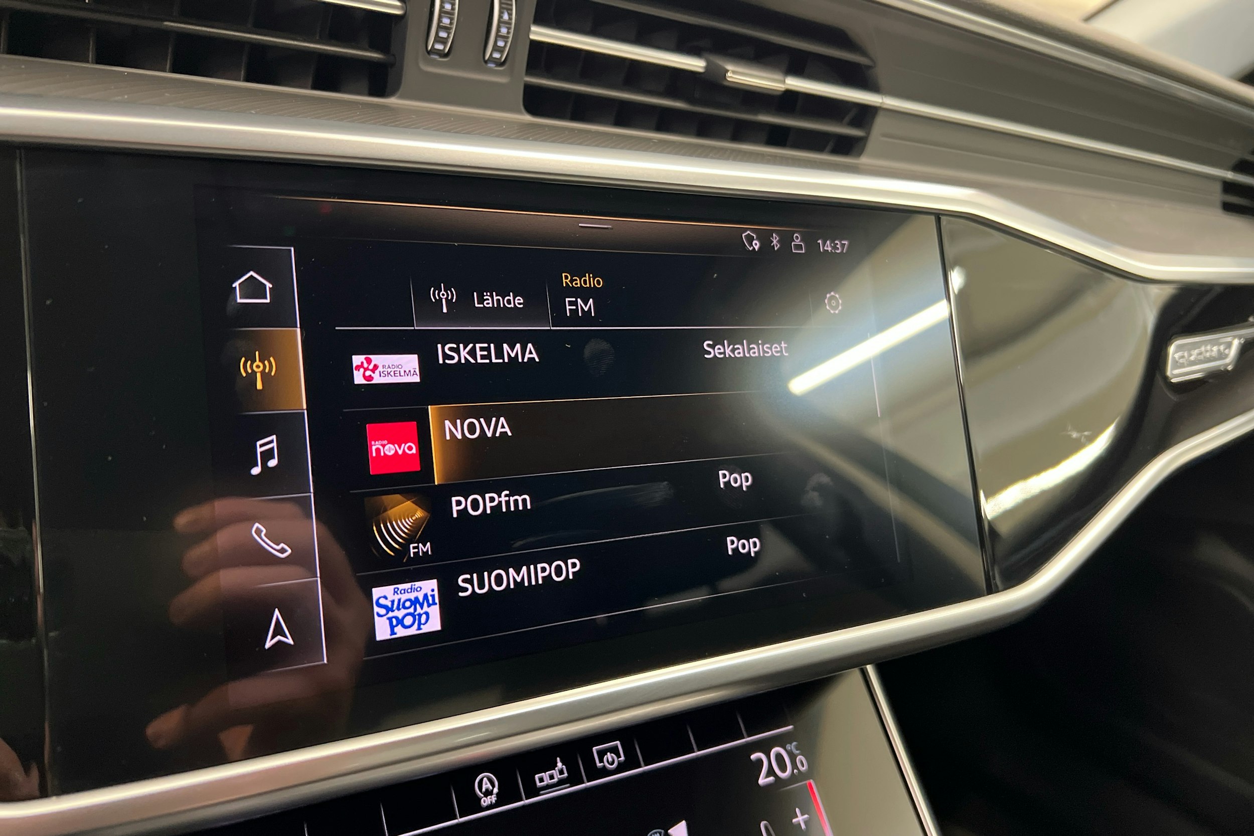 valkoinen Audi A6 2020 kuva 20.
