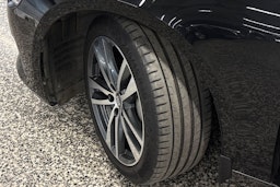 met. musta Audi A6 2020 kuva 13.