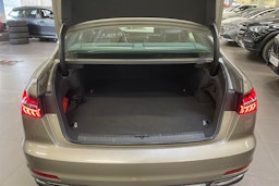 ruskea (beige) Audi A6 2020 kuva 29.