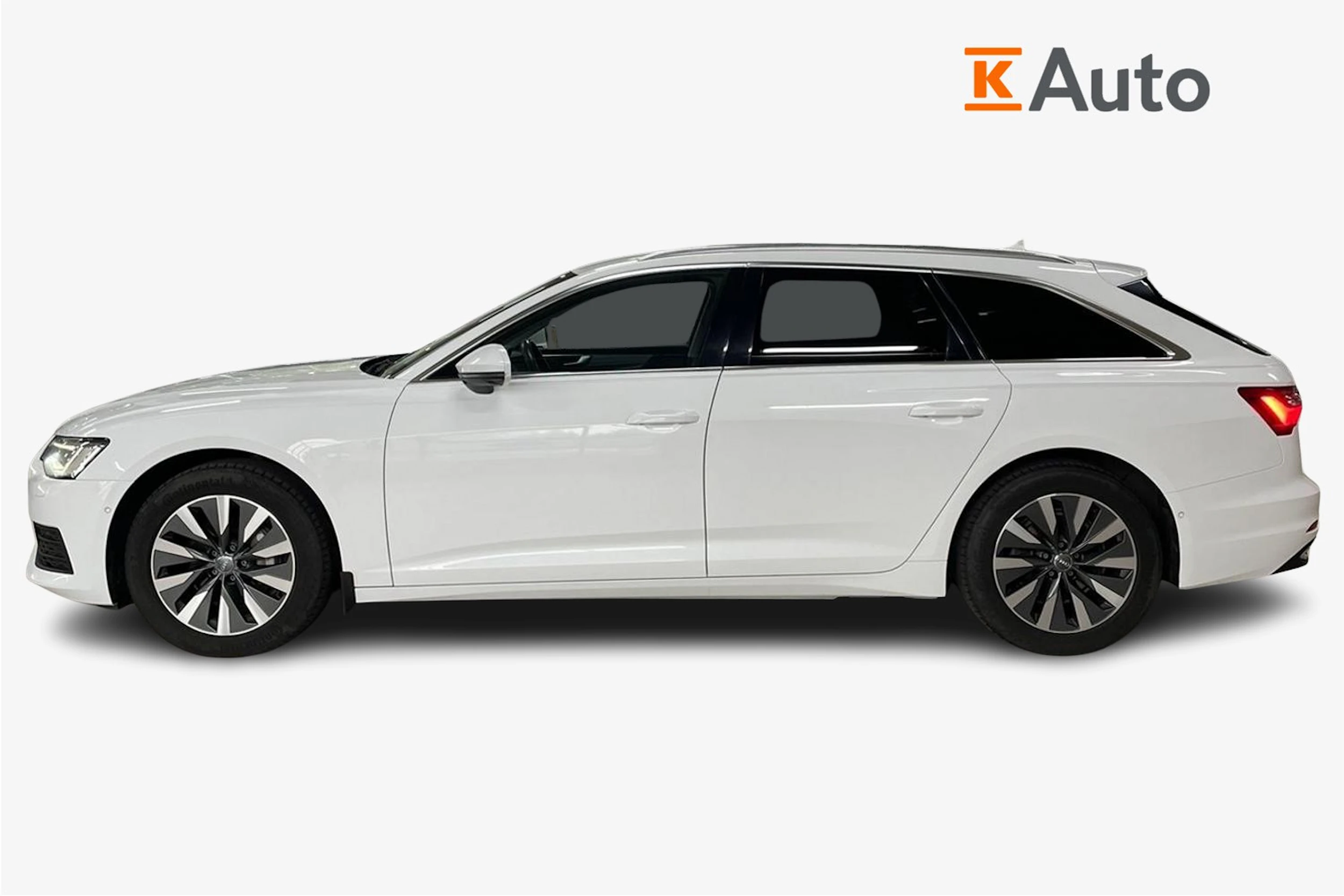Valkoinen Audi A6 2020 kuva 5.