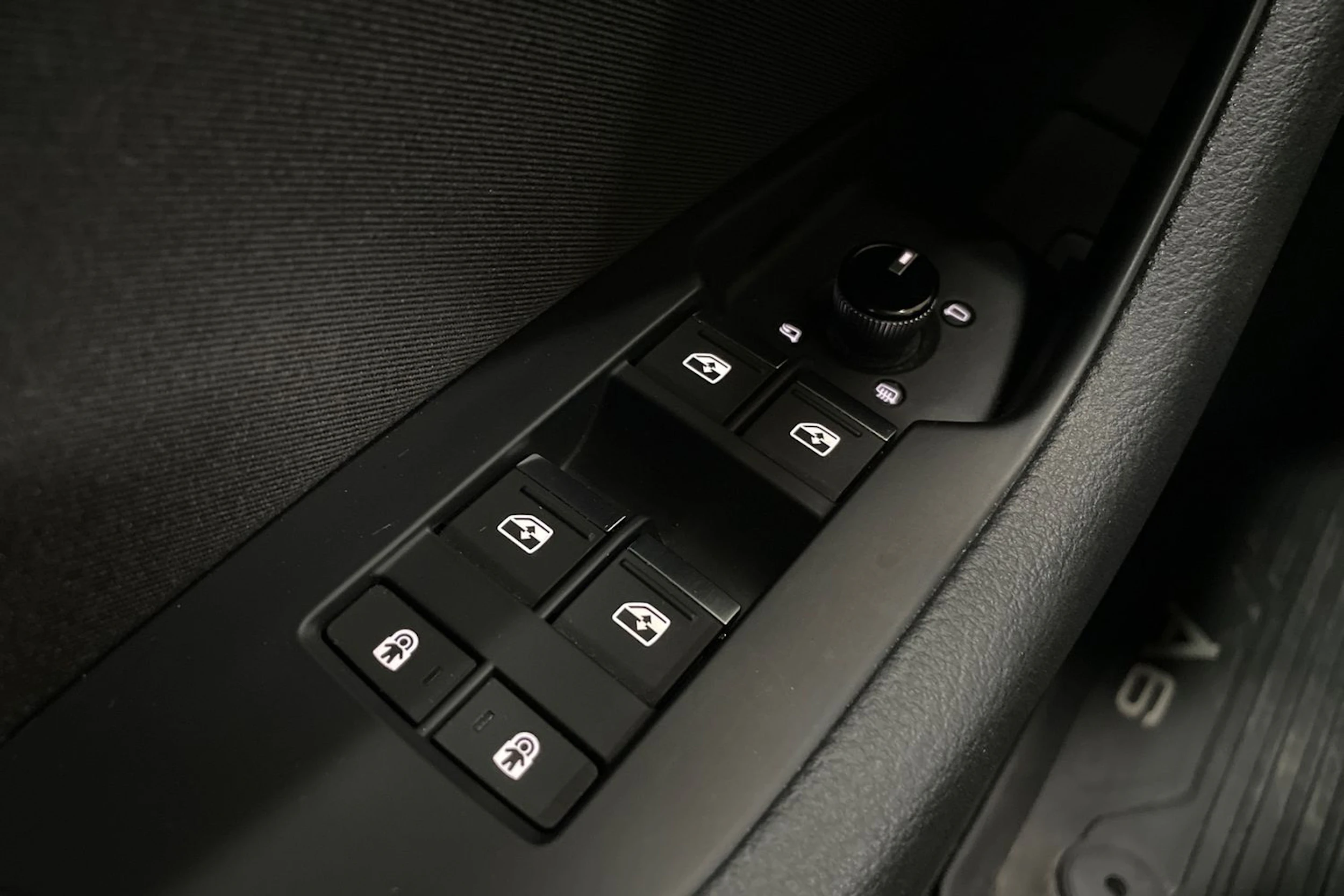 Valkoinen Audi A6 2020 kuva 17.