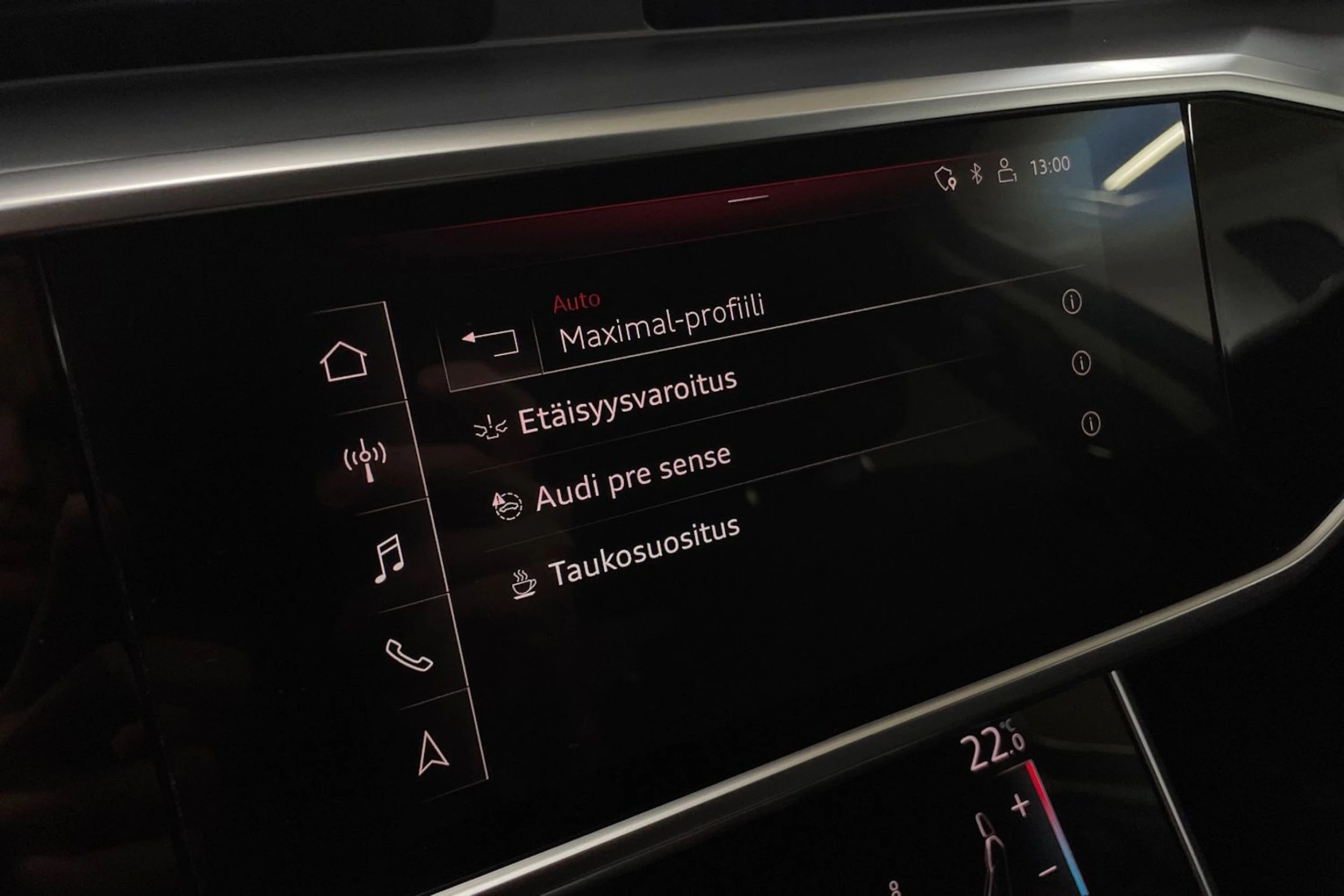 Valkoinen Audi A6 2020 kuva 19.