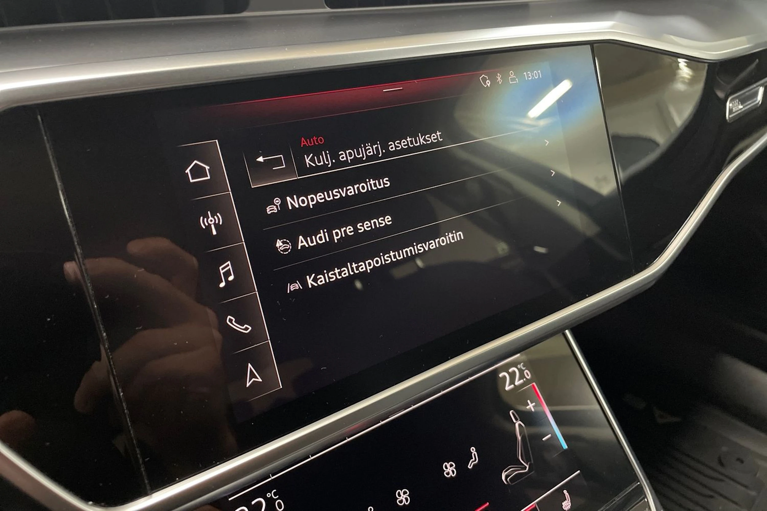 Valkoinen Audi A6 2020 kuva 20.