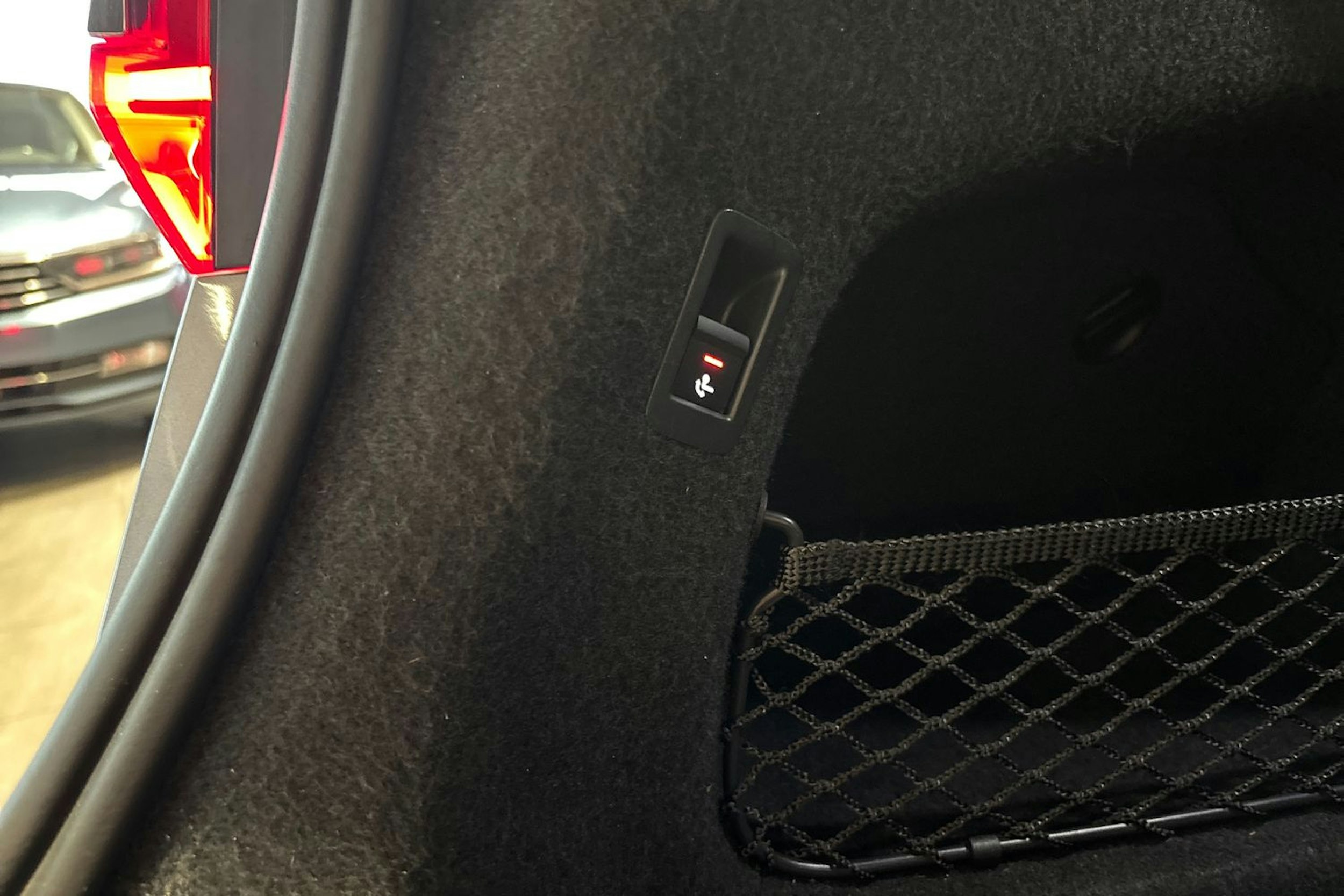 Harmaa Audi A6 2020 kuva 19.