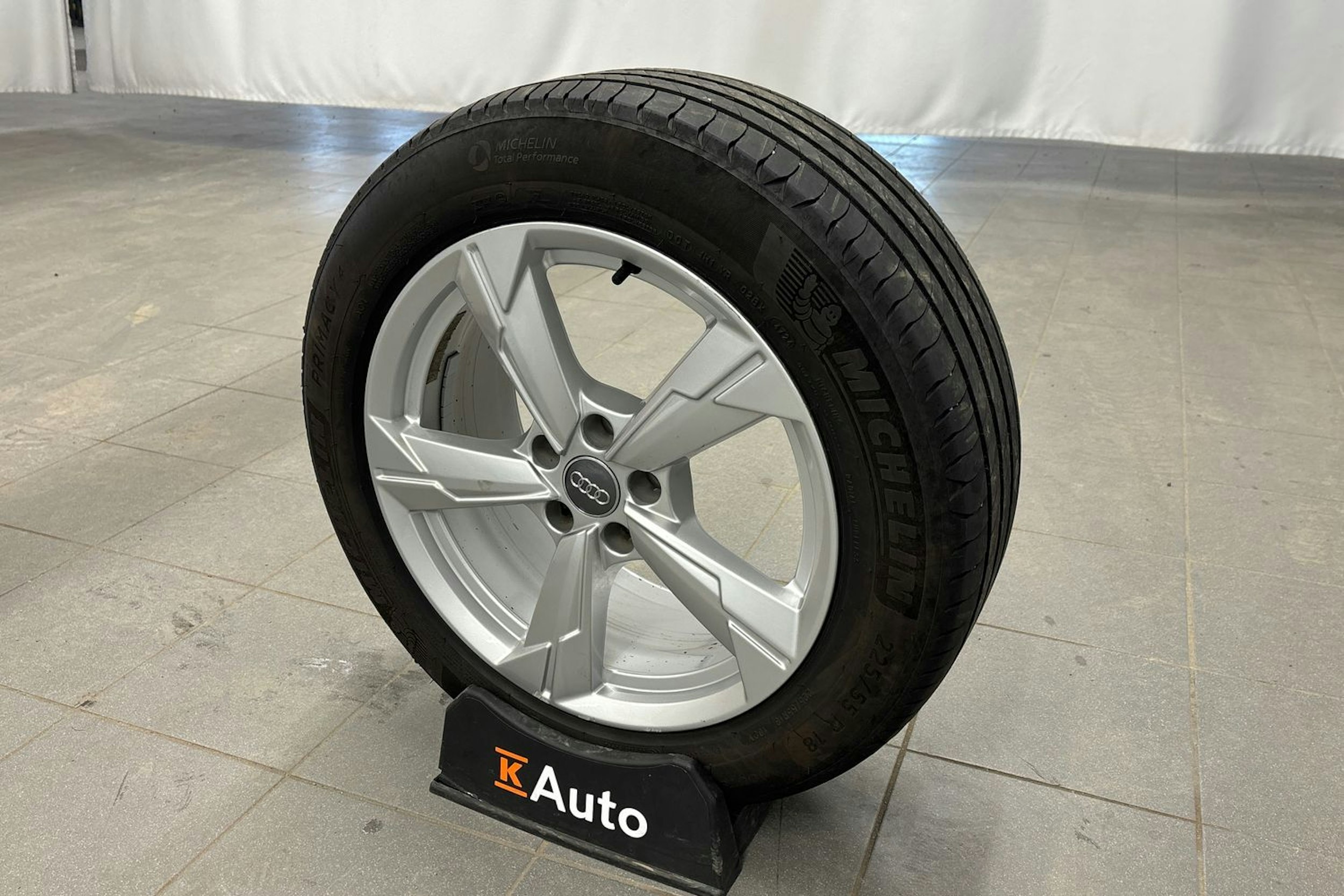 Musta Audi A6 2020 kuva 14.