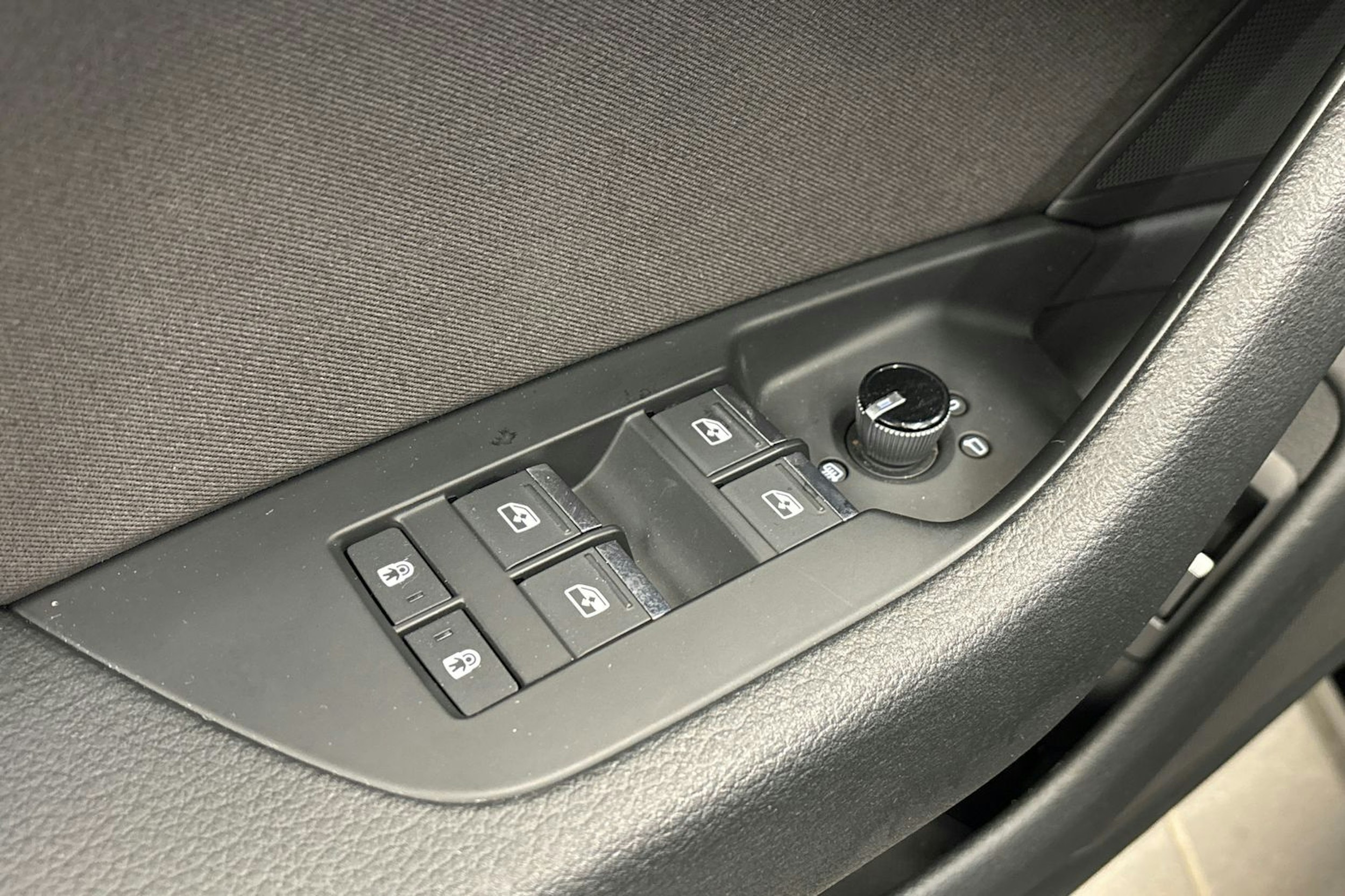 Musta Audi A6 2020 kuva 17.