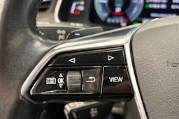 Musta Audi A6 2020 kuva 21.