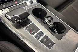 Musta Audi A6 2020 kuva 30.