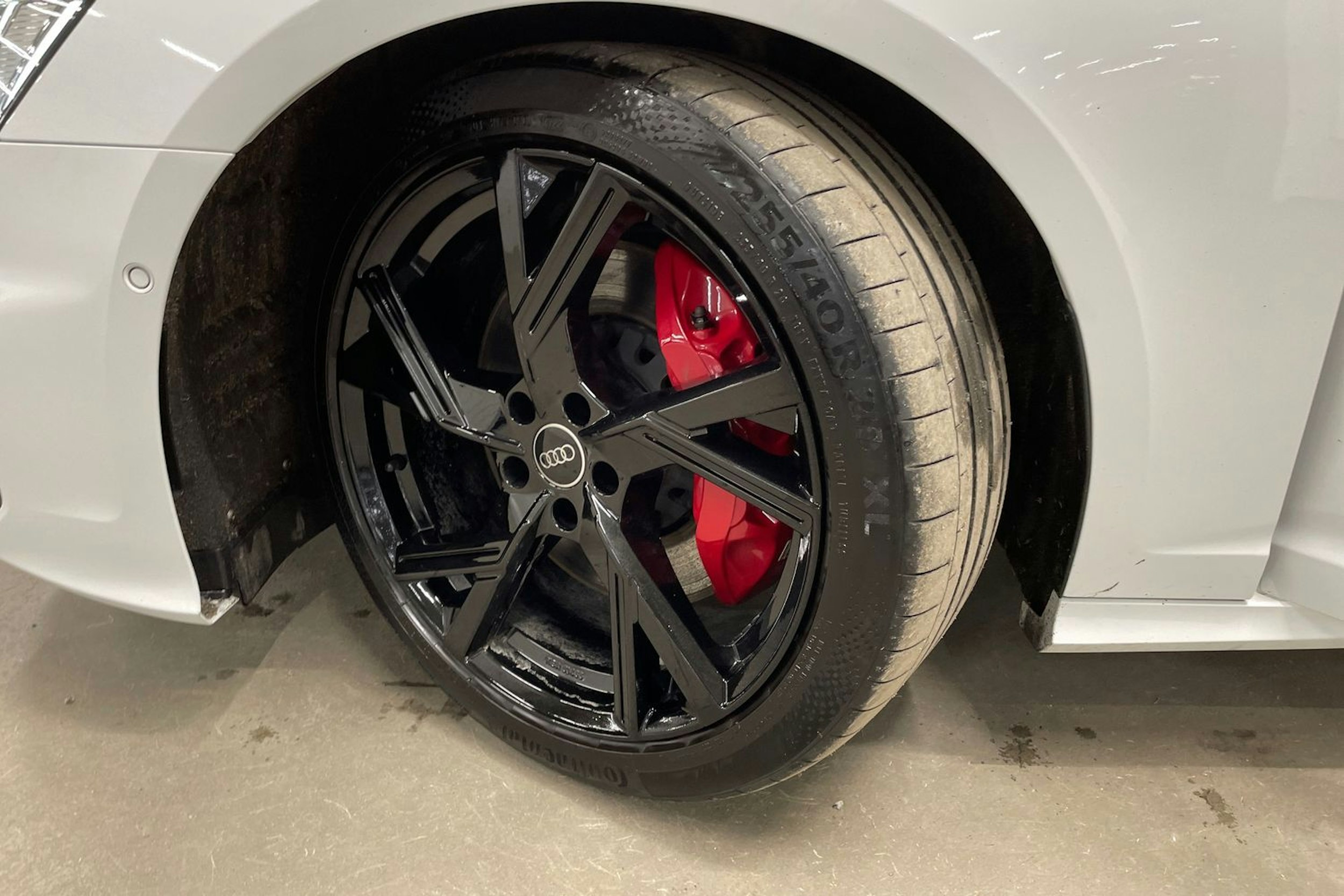 Valkoinen Audi A6 2020 kuva 12.